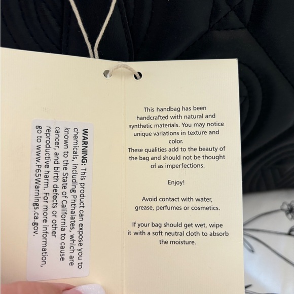 NWT Valentino Orlando Italy Design Monogram Small Tote Shoulder Bag LOGO Strap - Picture 5 of 12